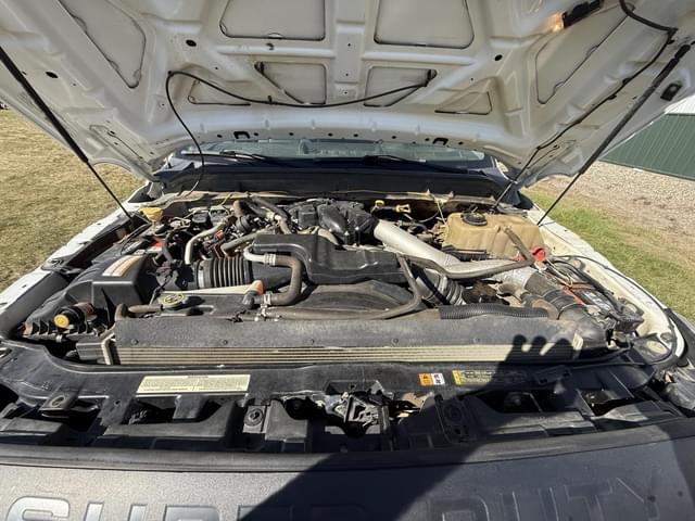 Image of Ford F-550 equipment image 3