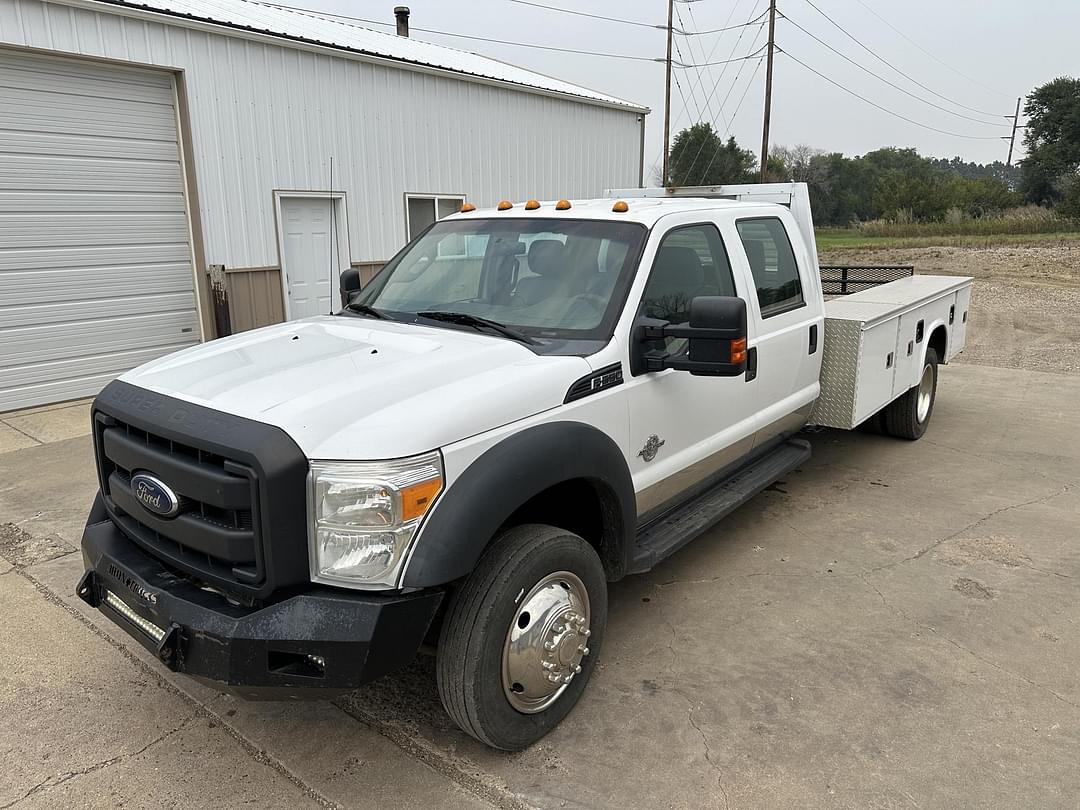 Image of Ford F-550 Primary image