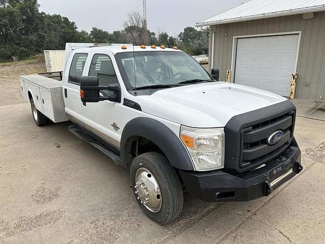 Image of Ford F-550 equipment image 1