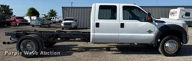Image of Ford F-550 equipment image 3