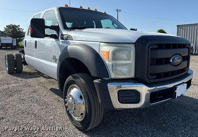 Image of Ford F-550 equipment image 2