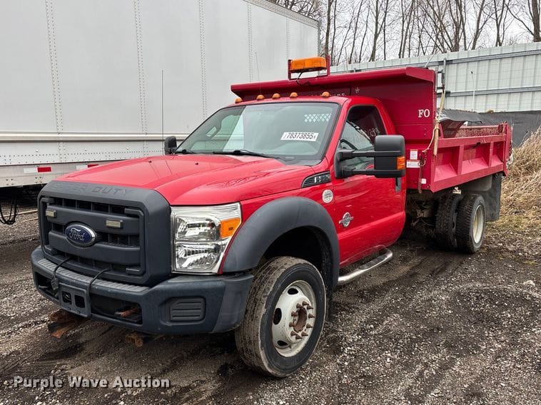 2013 Ford F-550 Equipment Image0
