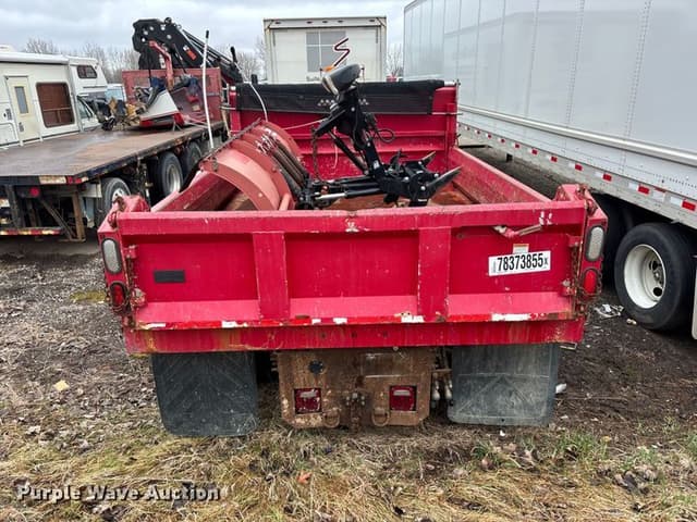 Image of Ford F-550 equipment image 4