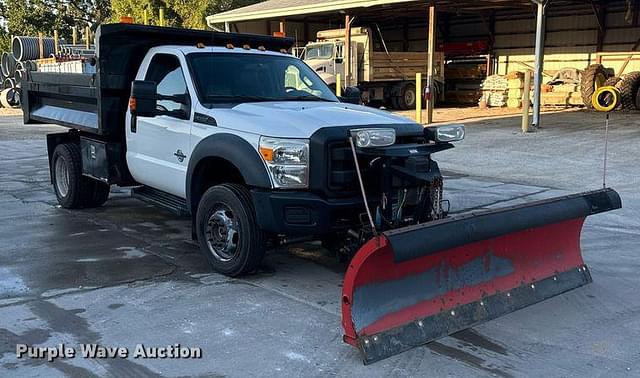 Image of Ford F-550 equipment image 2