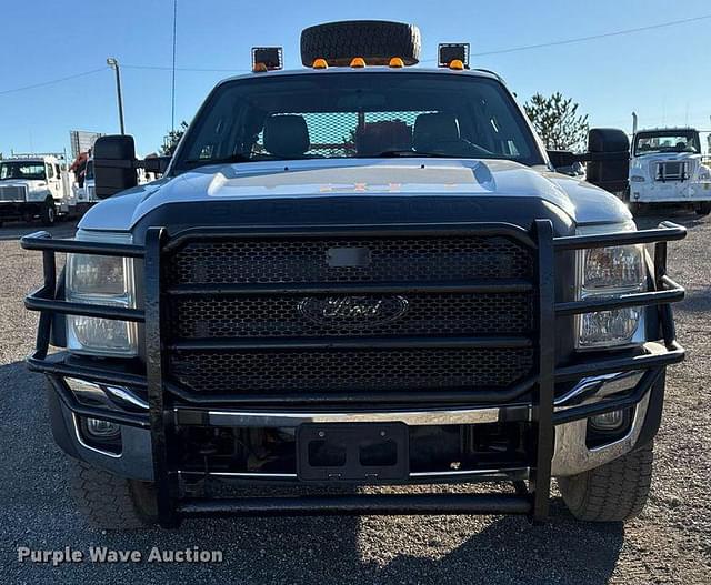 Image of Ford F-550 equipment image 1