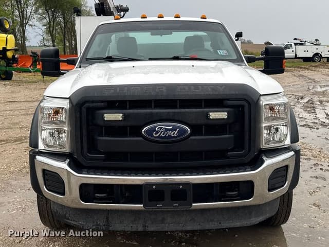 Image of Ford F-550 equipment image 1