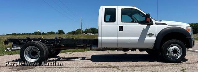 Image of Ford F-550 equipment image 3