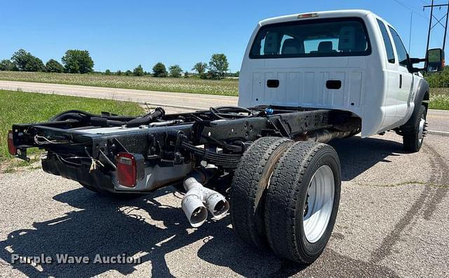 Image of Ford F-550 equipment image 4