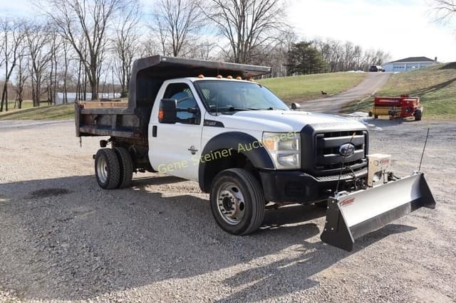 Image of Ford F-550 equipment image 2