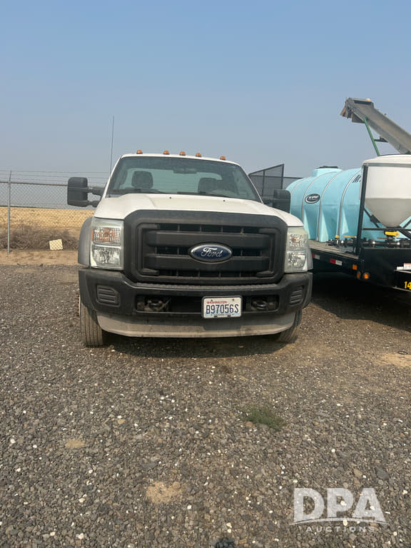 Image of Ford F-550 Primary image