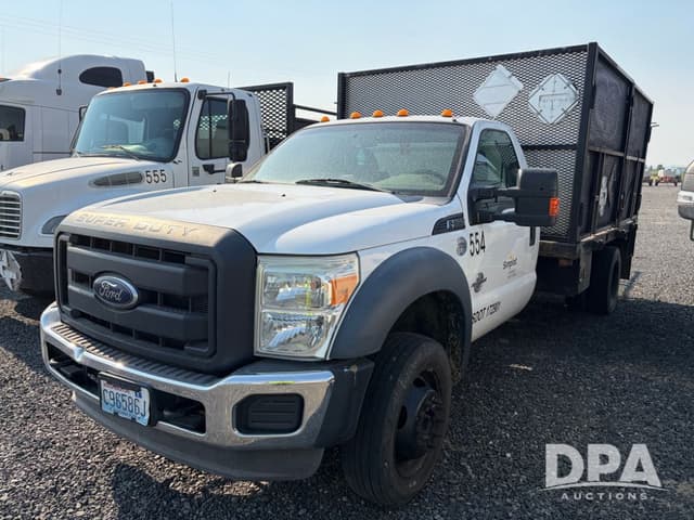 Image of Ford F-550 equipment image 1