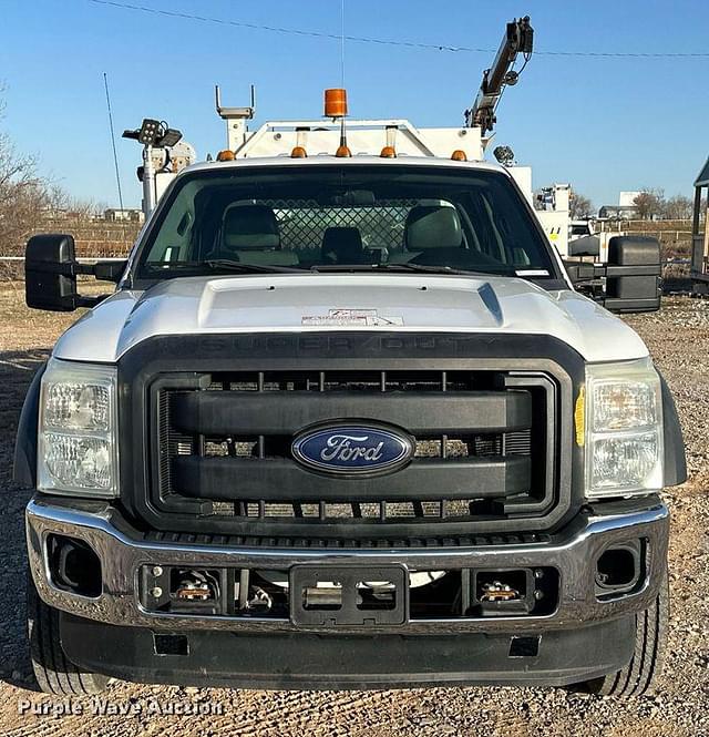 Image of Ford F-550 equipment image 1