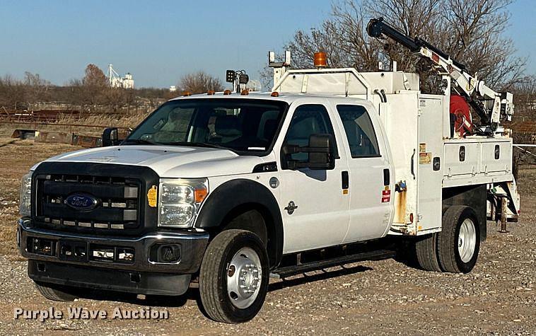 Image of Ford F-550 Primary image