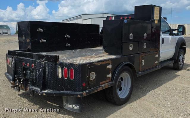 Image of Ford F-550 equipment image 4