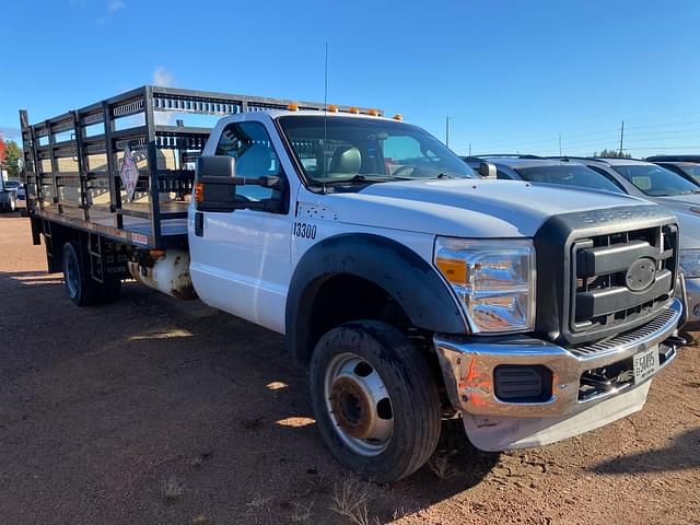 Image of Ford F-550 equipment image 2