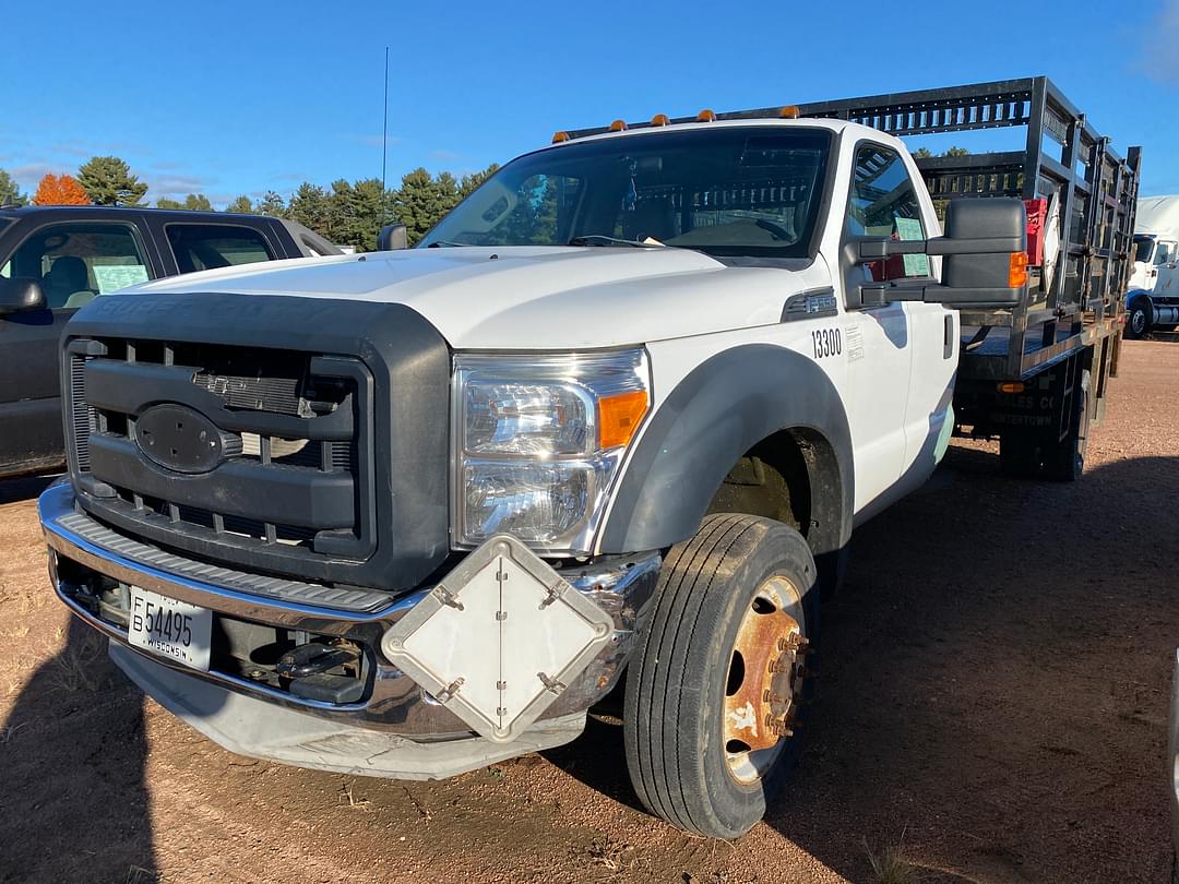 Image of Ford F-550 Primary image