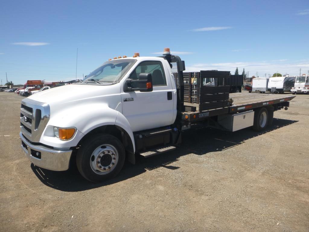Image of Ford F-650 Primary image