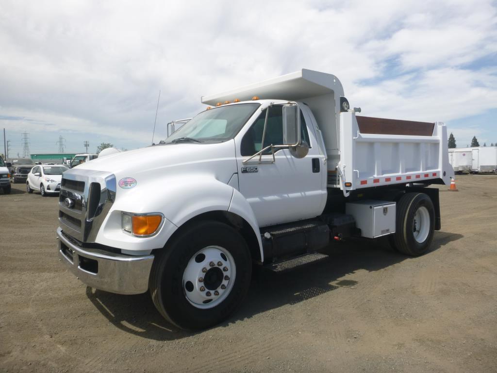 Image of Ford F-650 Primary image