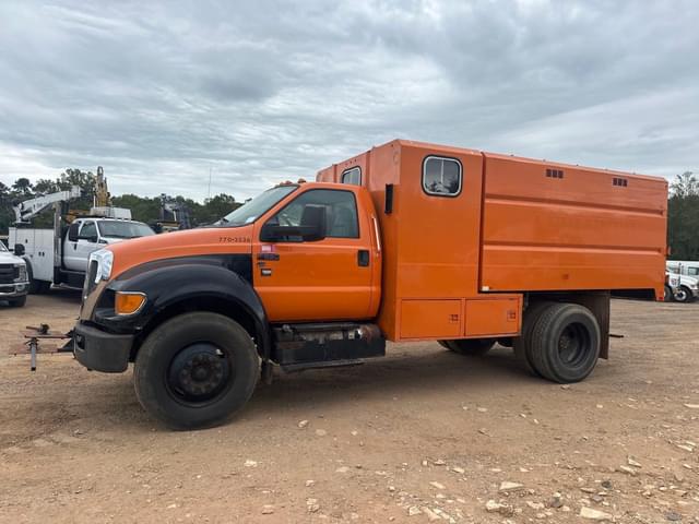 Image of Ford F-650 equipment image 2