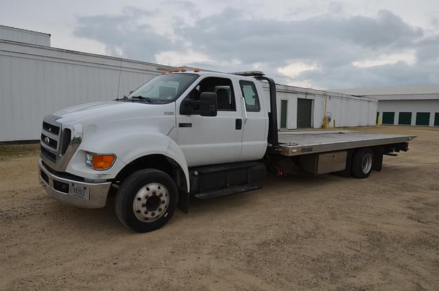 Image of Ford F-650 equipment image 1