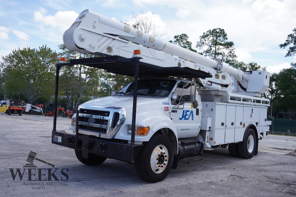 Image of Ford F-750 Primary image