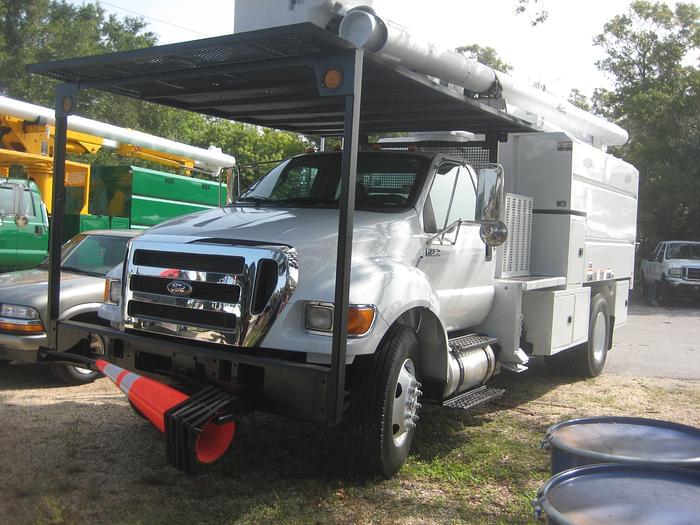 Image of Ford F-750 Primary image