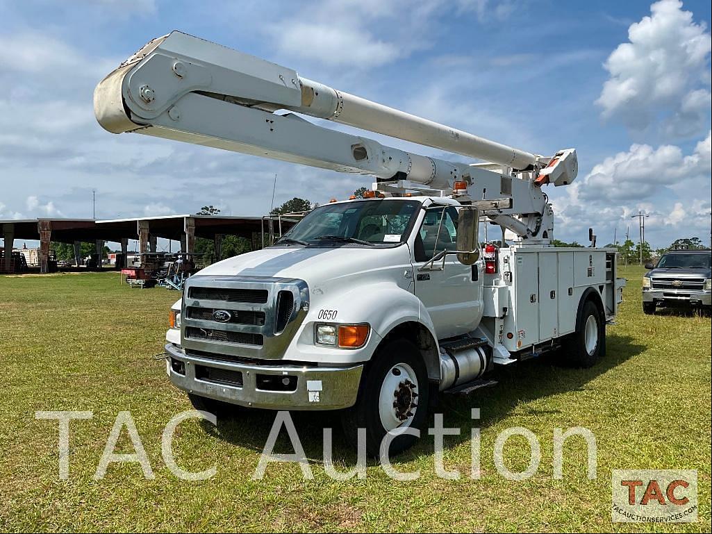 Image of Ford F-750 Primary image