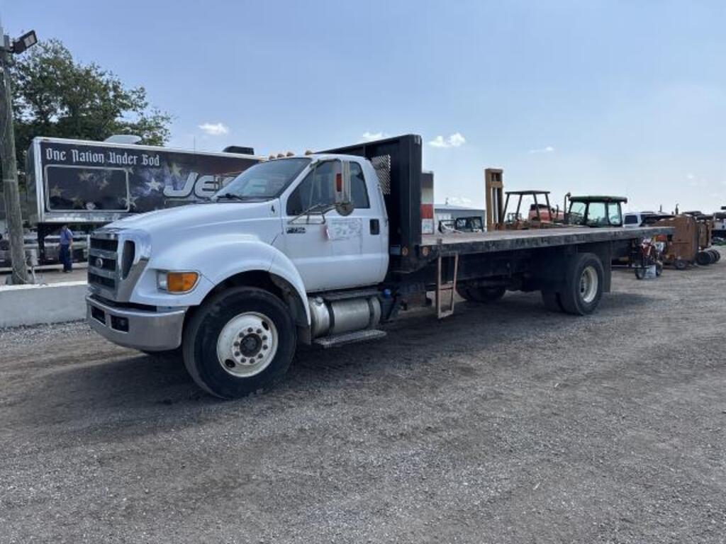 Image of Ford F-750 Primary image