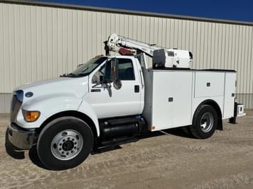 Main image Ford F-750