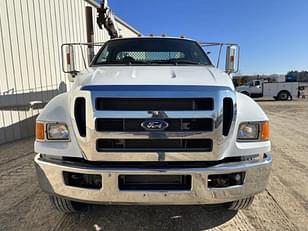 Main image Ford F-750 1