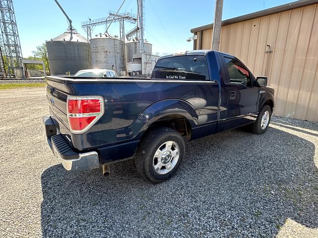 Image of Ford F-150 equipment image 2