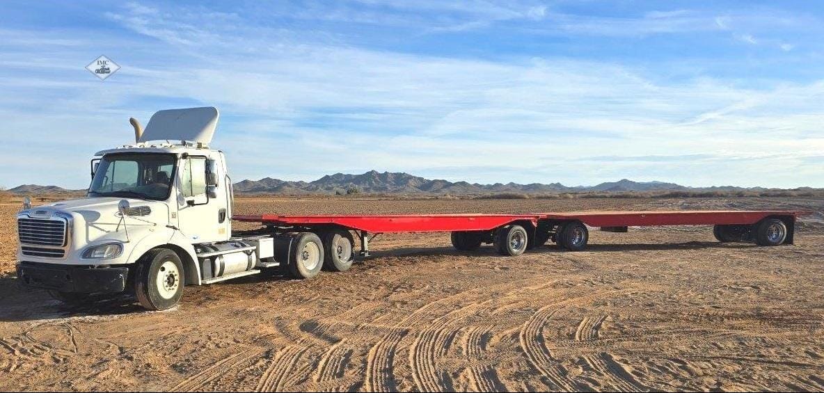 2013 Freightliner Business Class M2 112 Equipment Image0