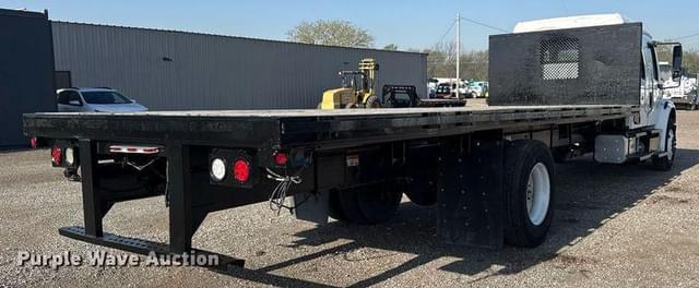 Image of Freightliner Business Class M2 equipment image 4