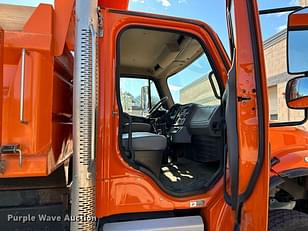 Main image Freightliner Business Class M2 57