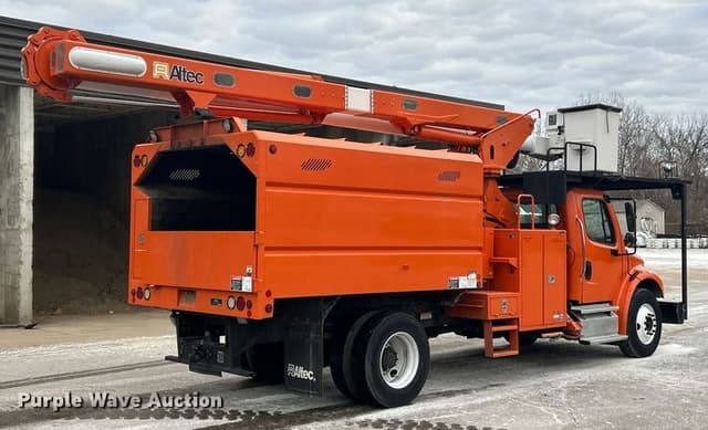 Image of Freightliner Business Class M2 equipment image 4