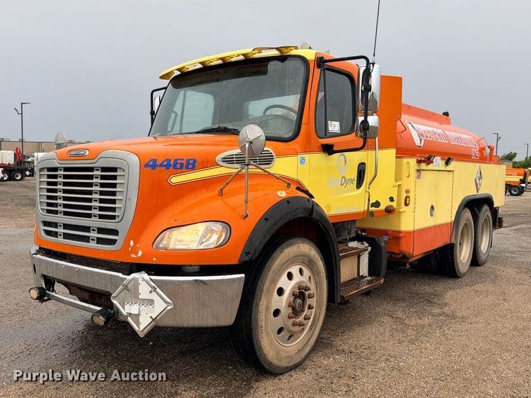 2013 Freightliner Business Class M2 Equipment Image0