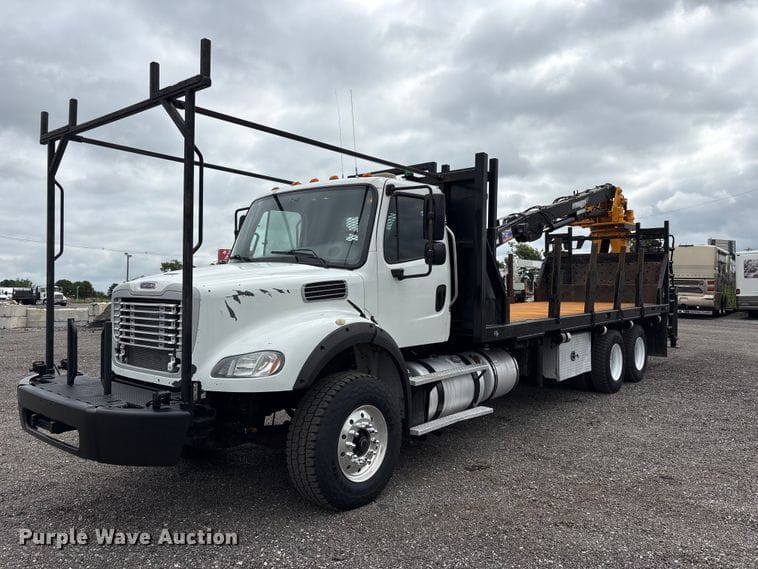 2013 Freightliner Business Class M2 Equipment Image0