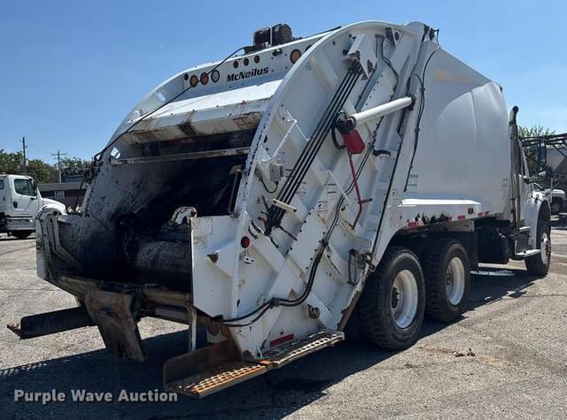 Image of Freightliner Business Class M2 equipment image 4