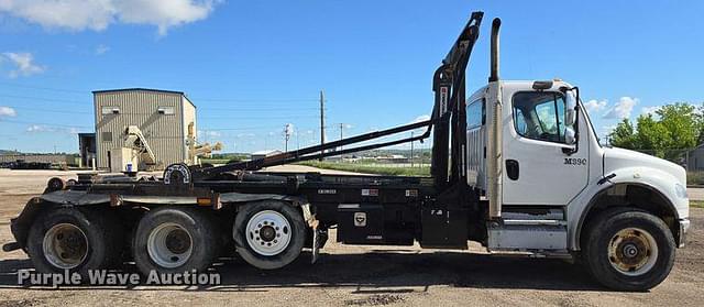Image of Freightliner Business Class M2 equipment image 3