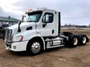 2013 Freightliner Cascadia 113 Image