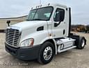 2013 Freightliner Cascadia 113 Image