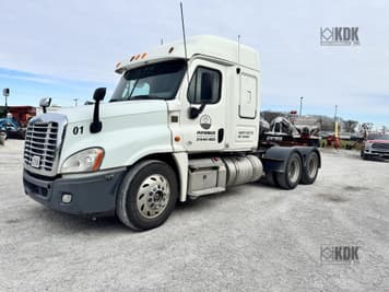 Main image Freightliner Cascadia 125