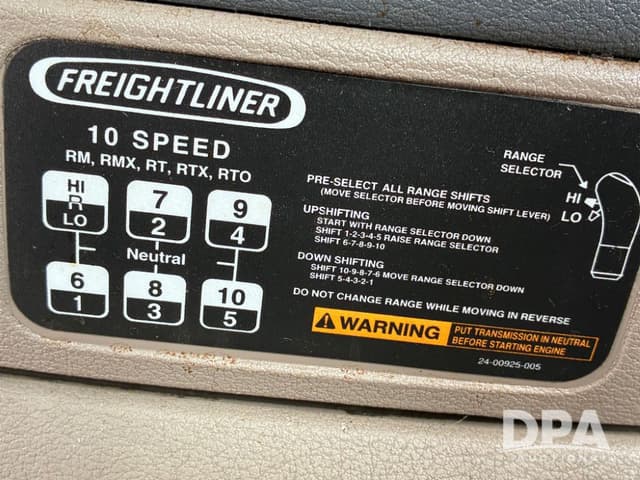 Image of Freightliner Cascadia 125 equipment image 4