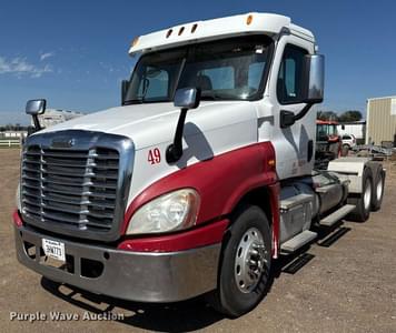 Main image Freightliner Cascadia 125
