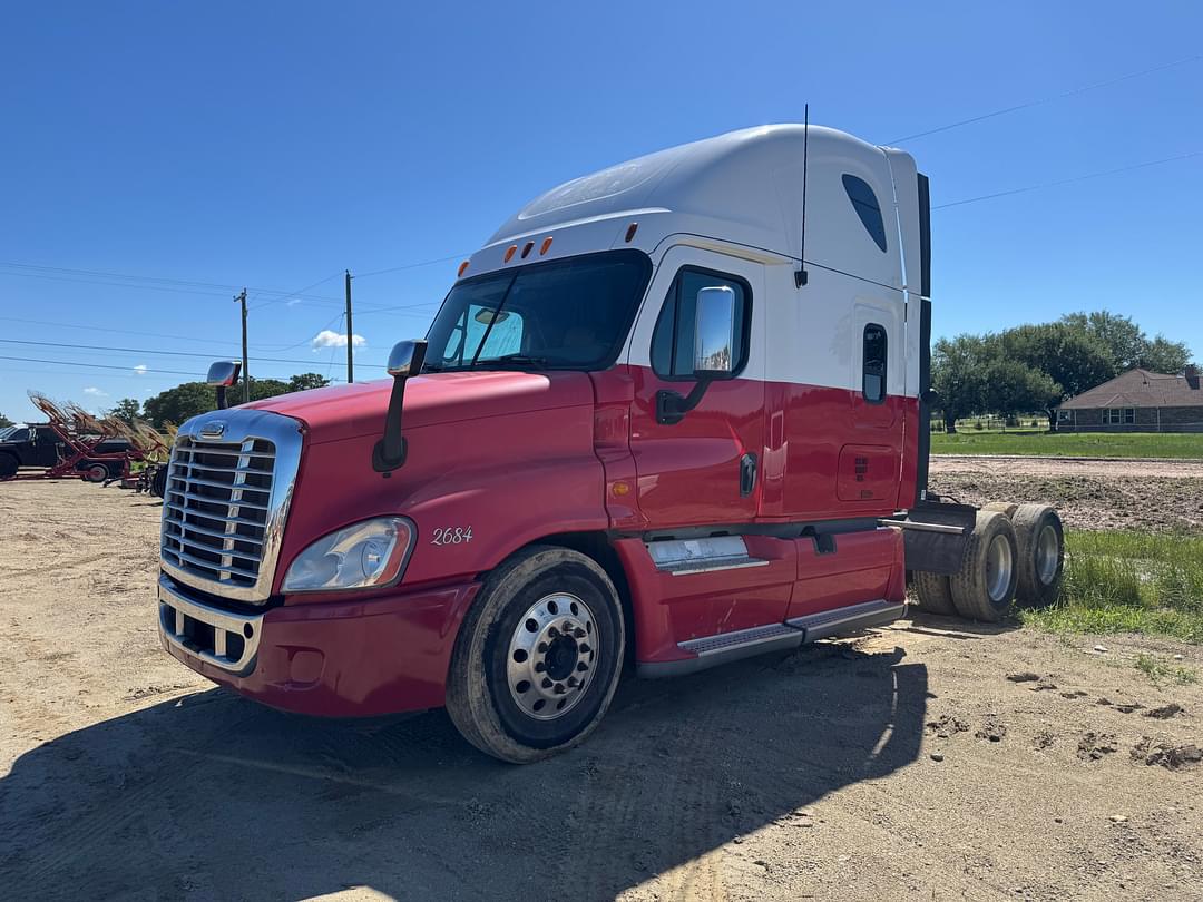 Image of Freightliner Cascadia 125 Primary image