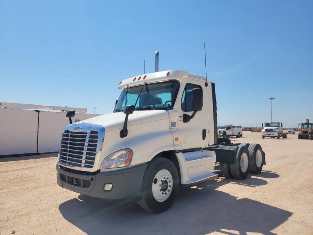 Image of Freightliner Cascadia 125 Primary image