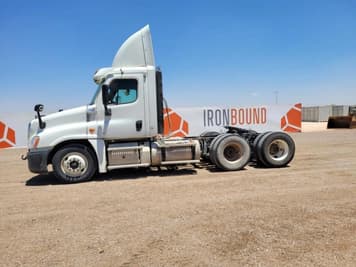 Main image Freightliner Cascadia 125