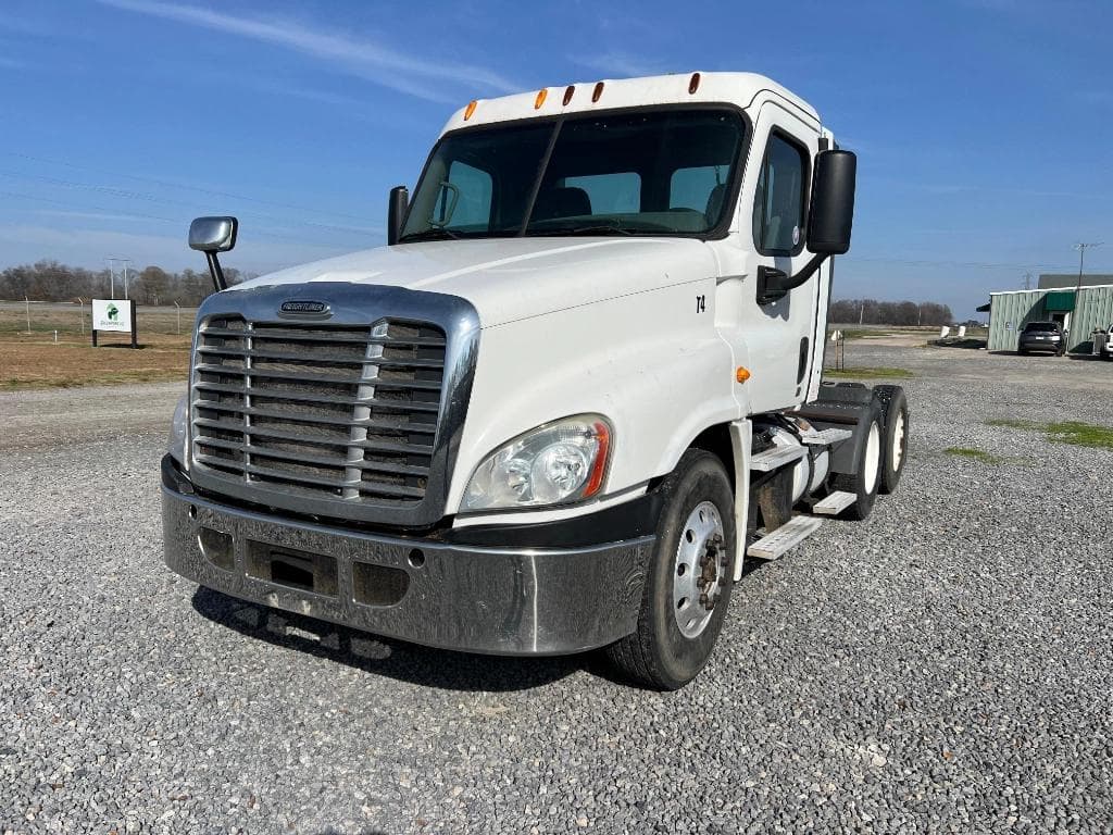 Image of Freightliner Cascadia Primary image