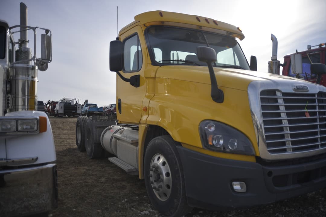 Image of Freightliner Cascadia Primary image
