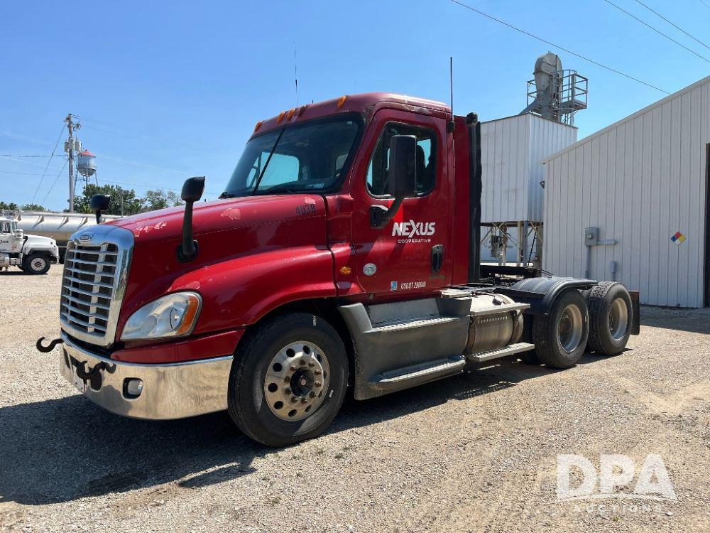 Image of Freightliner Cascadia Primary image
